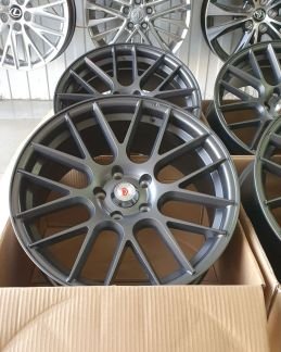 Новые R18, реплика Vossen 5/112, в наличии  - купить на сайте объявлений Армавир онлайн